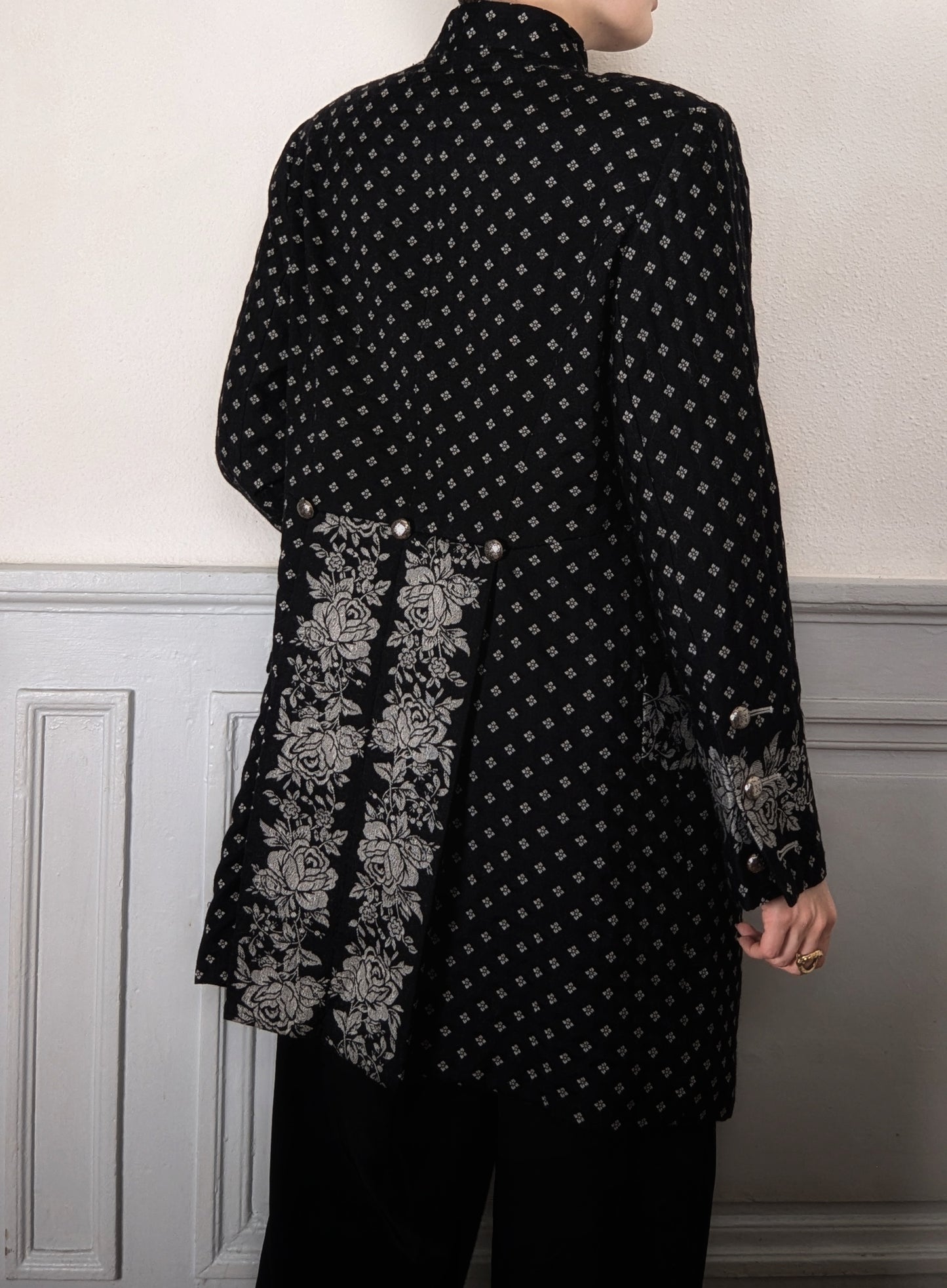 Vintage 80's Chantel Thomass wool gothic coat blanck and grey
