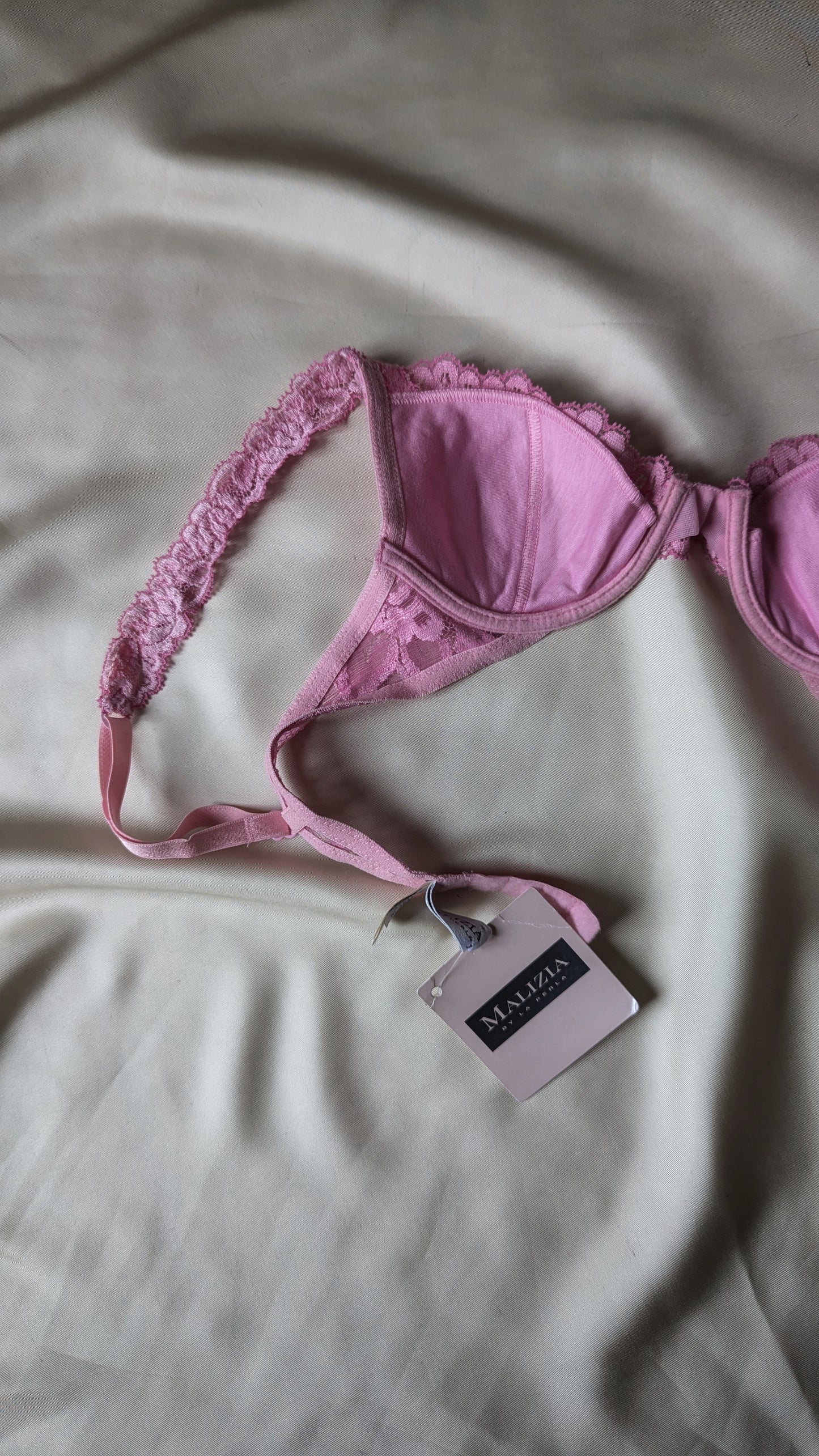 1990 vintage Malizia by La Perla cutest pink lace bra