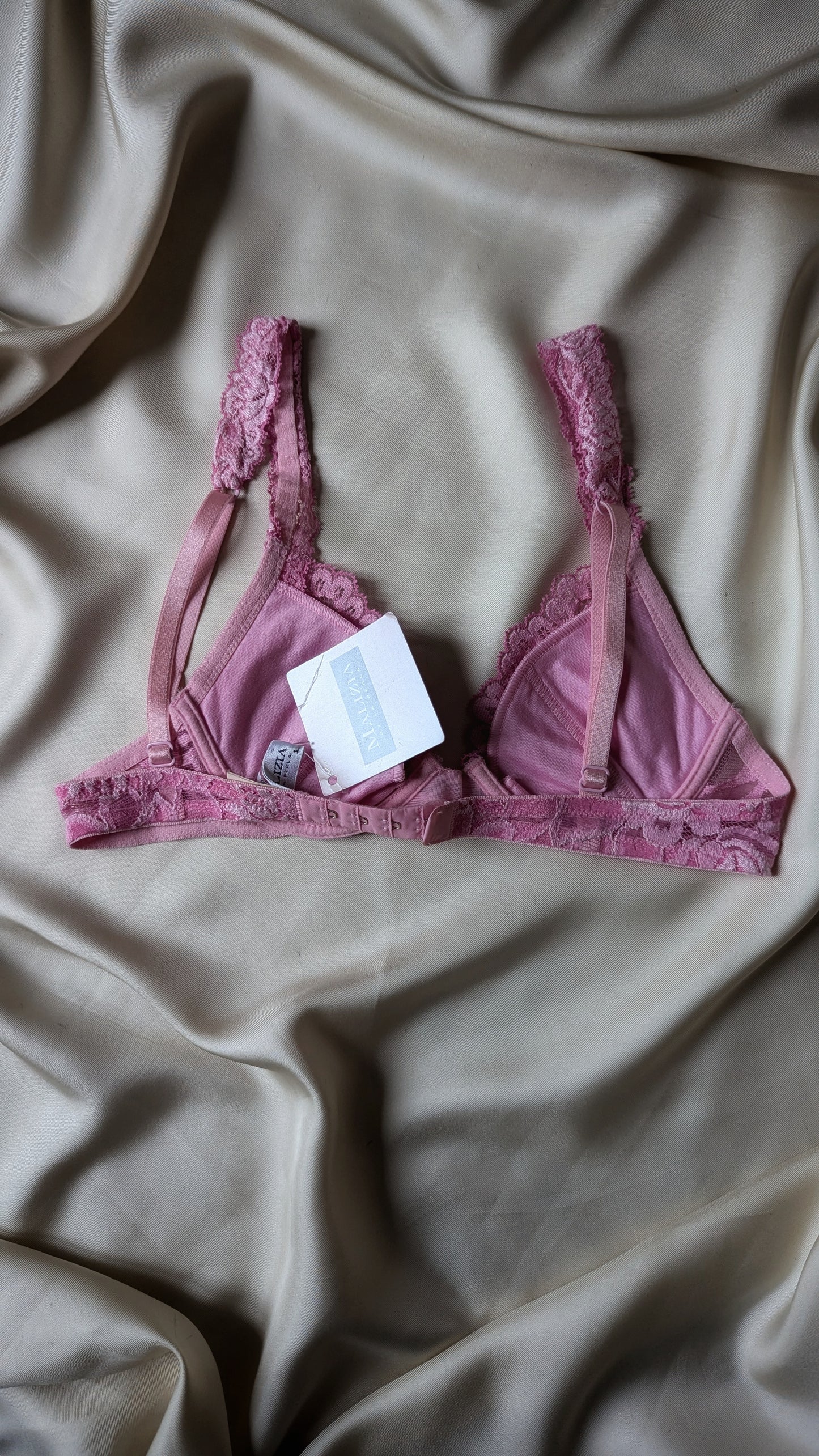 1990 vintage Malizia by La Perla cutest pink lace bra