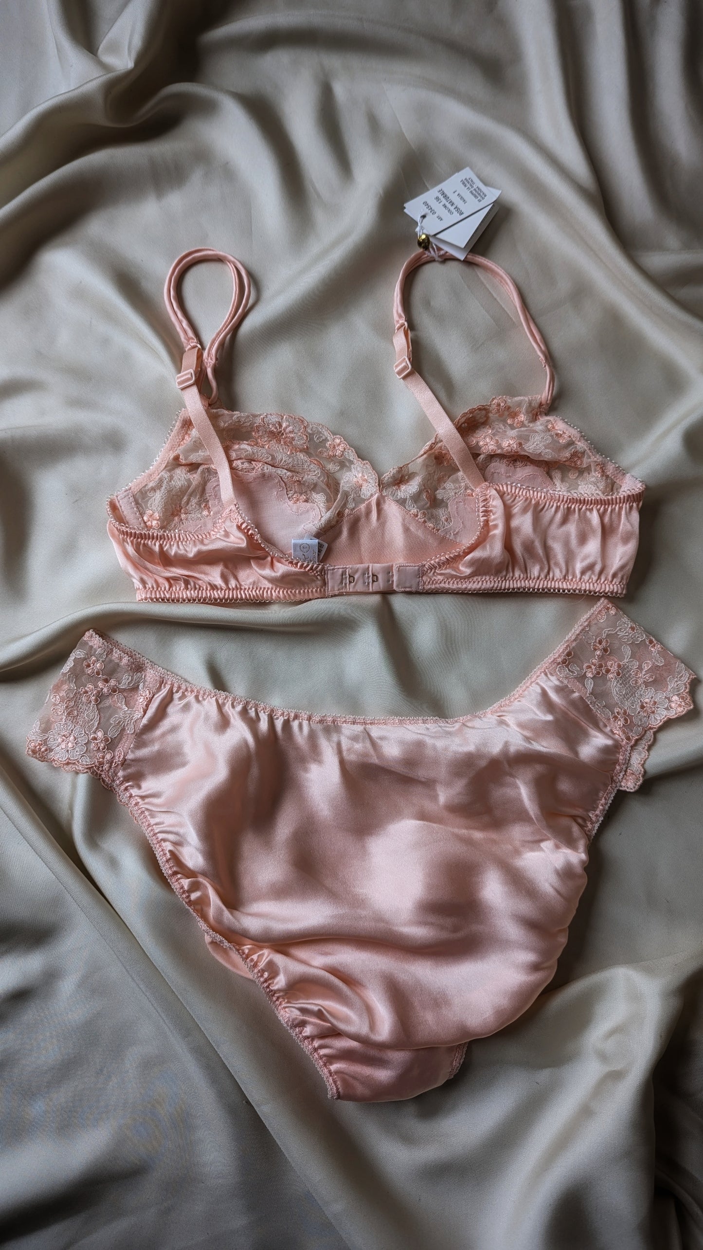 Vintage La Perla pure silk lace baby pink lingerie set collector