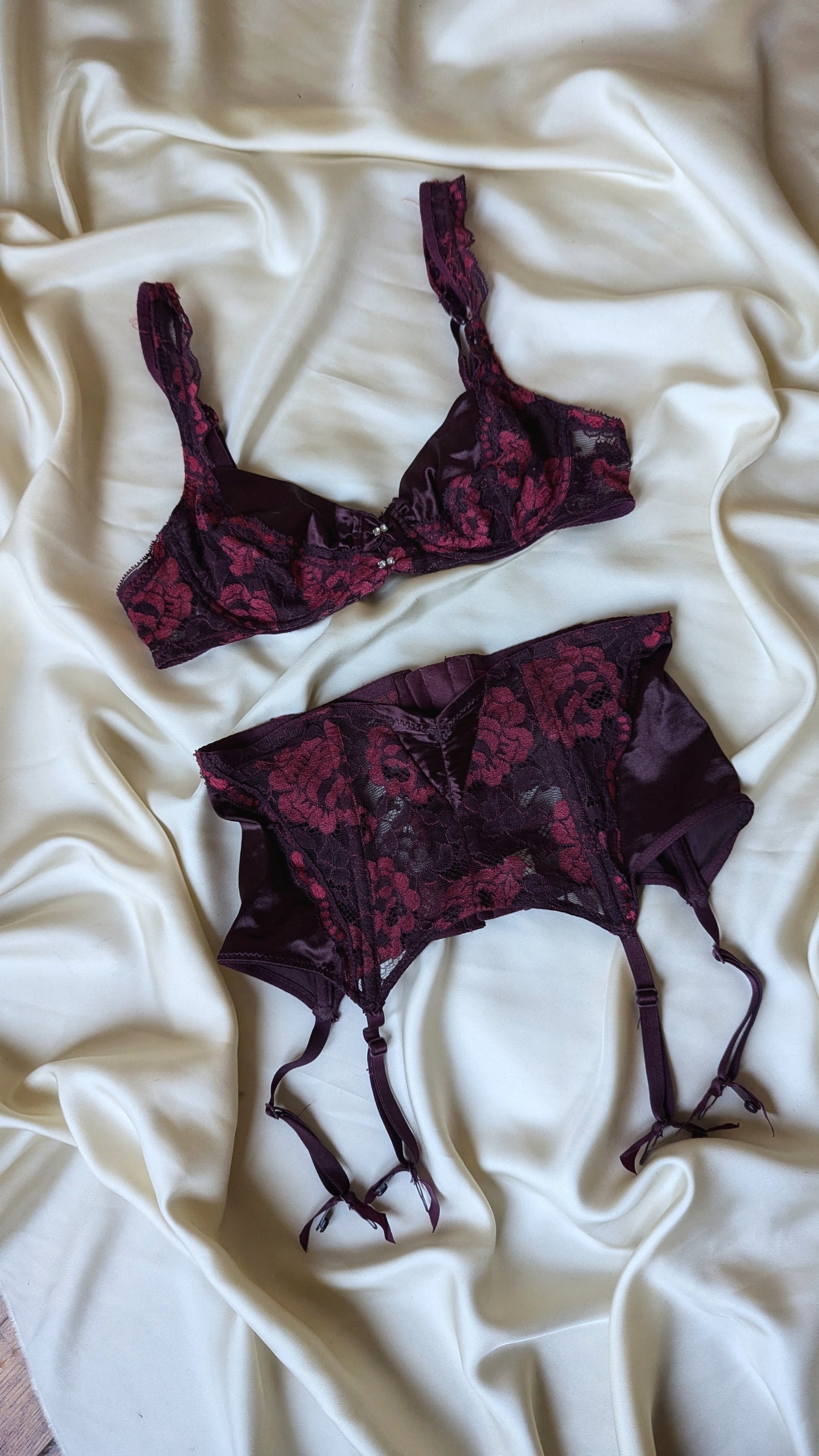 Vintage Gemma Paris french lingerie burgunday lace set