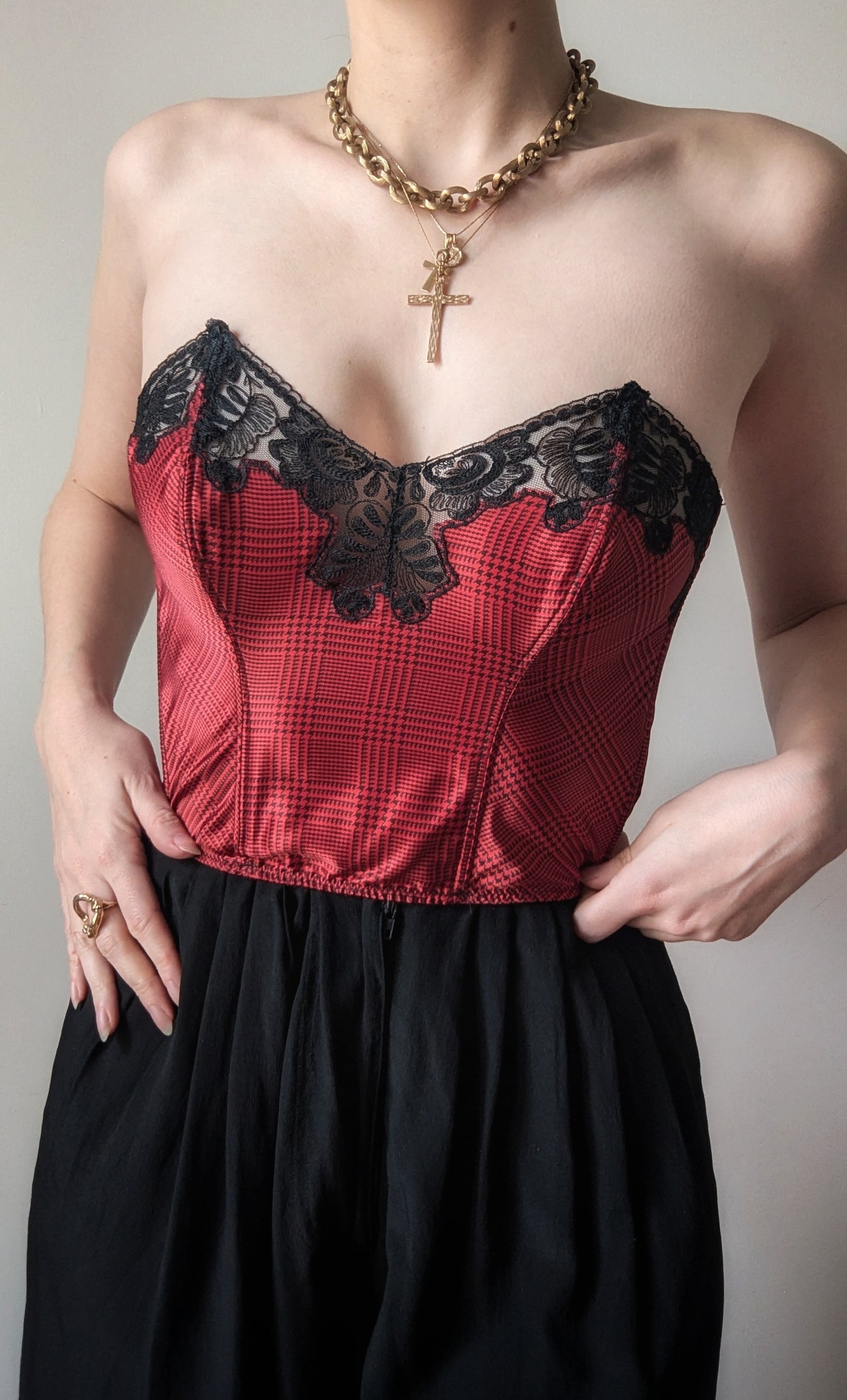 Gemma Paris deadstock houndstooth lace bustier black and red gothic M