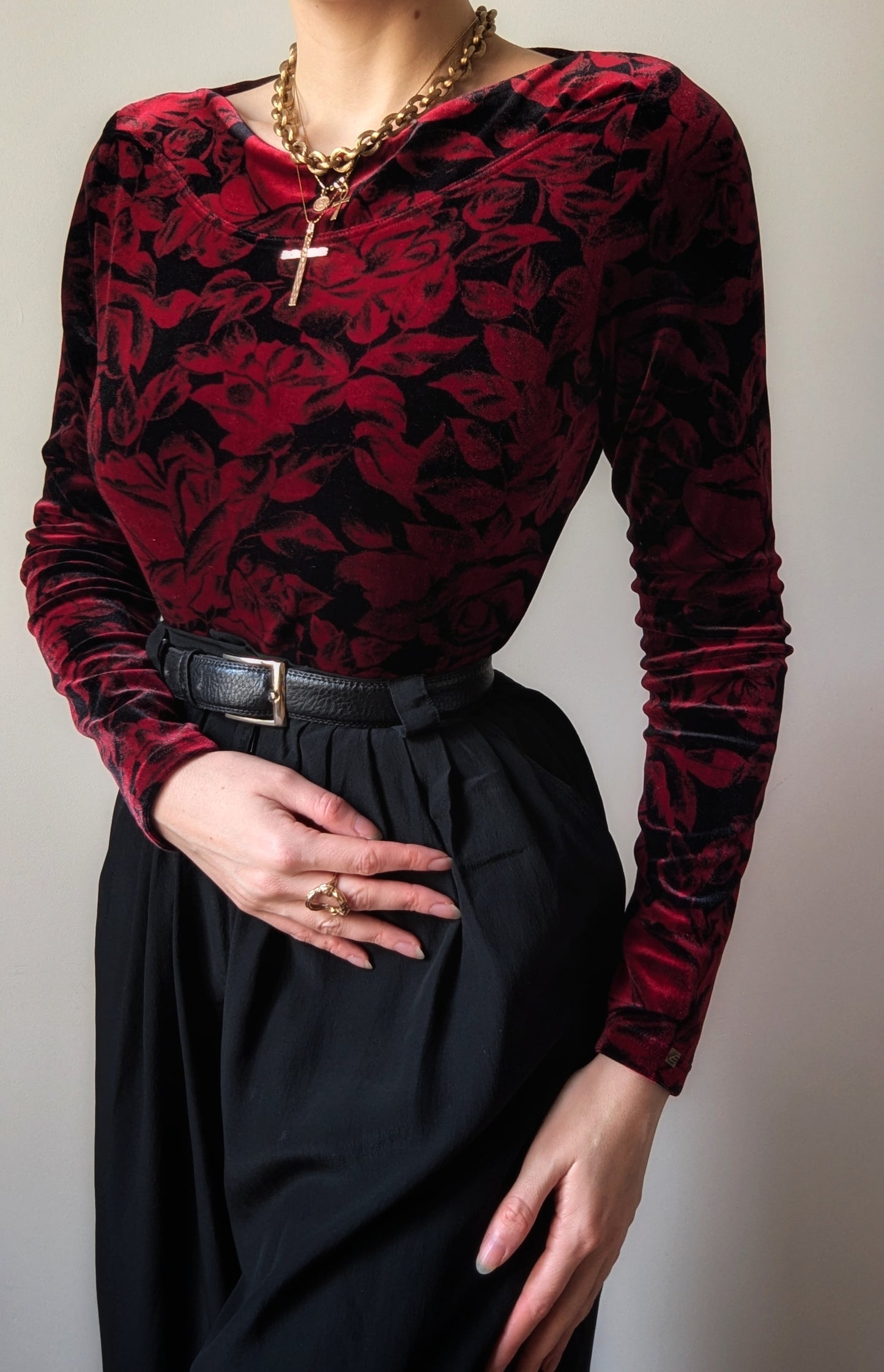 Vintage 1990 Etincelle Couture red roses black velvet bodysuit