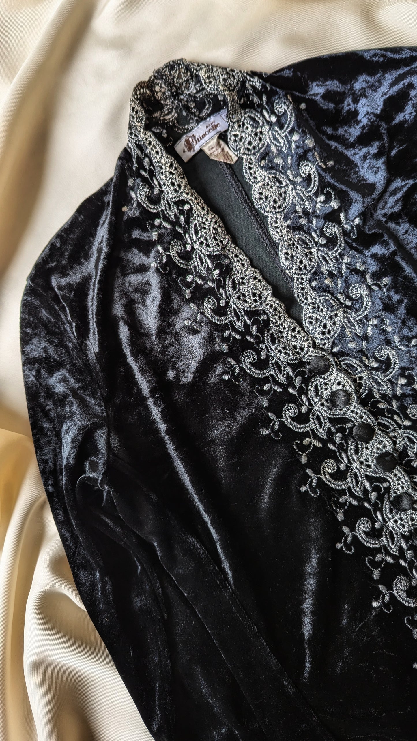 Vintage 904s Etincelle Couture black velvet jacket with white embroidery