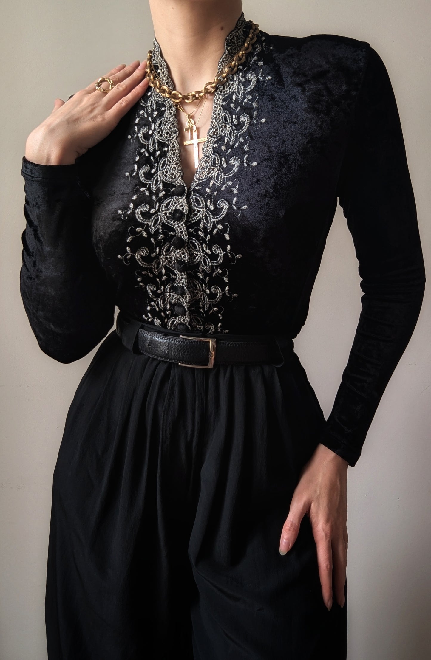 Vintage 904s Etincelle Couture black velvet jacket with white embroidery