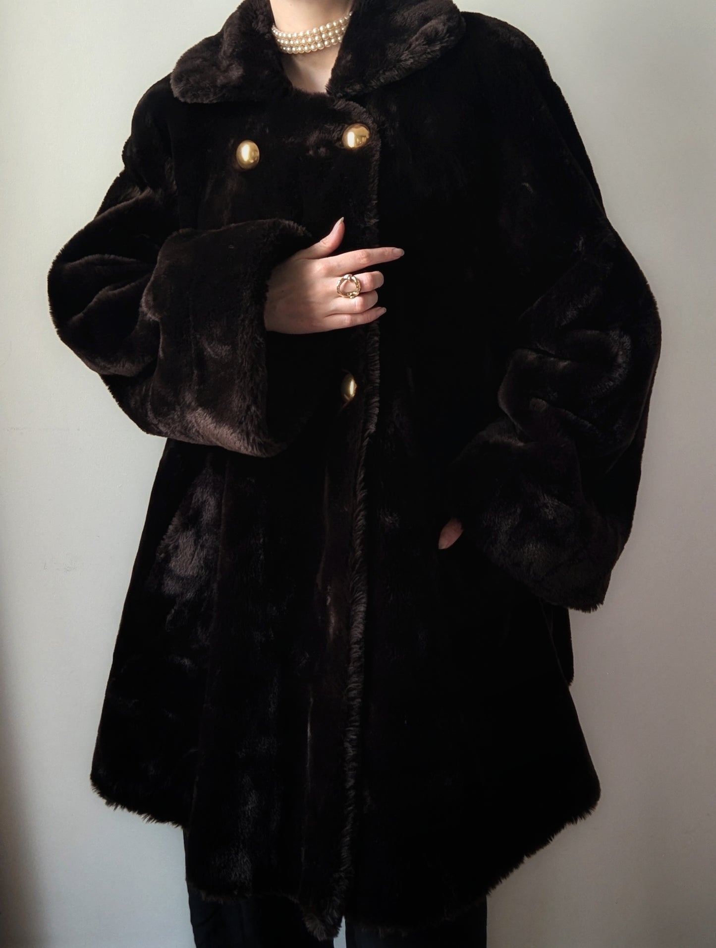 Vintage 1980 Guy Laroche faux fur chocolate brown teddy coat