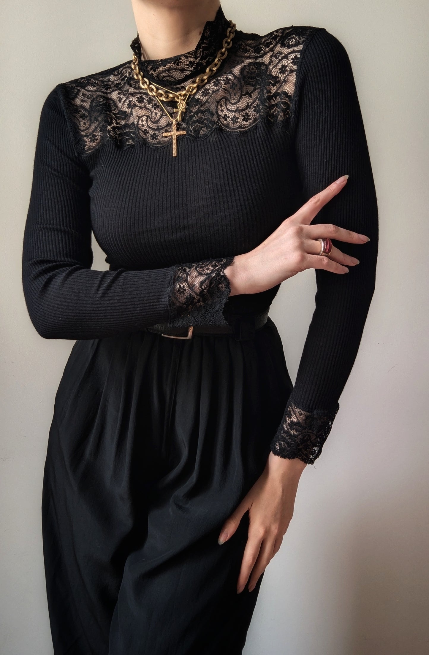 Vintage 90's Oscalito wool and silk black sweater with italian lace