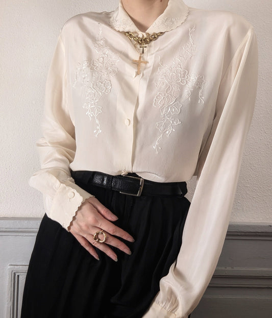 Vintage embroidered chinese Jade Lantern pure cream silk blouse